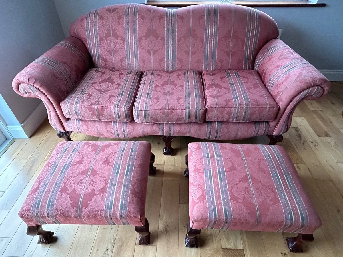 3-Seater Traditional Sofa - Image 2