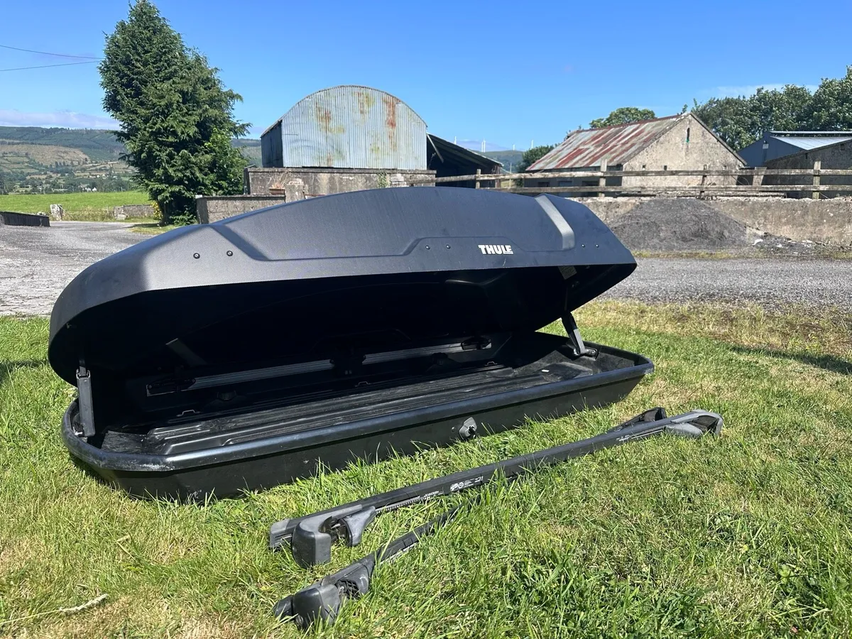 Thule Roof Box and Nordrive Rails - Image 3