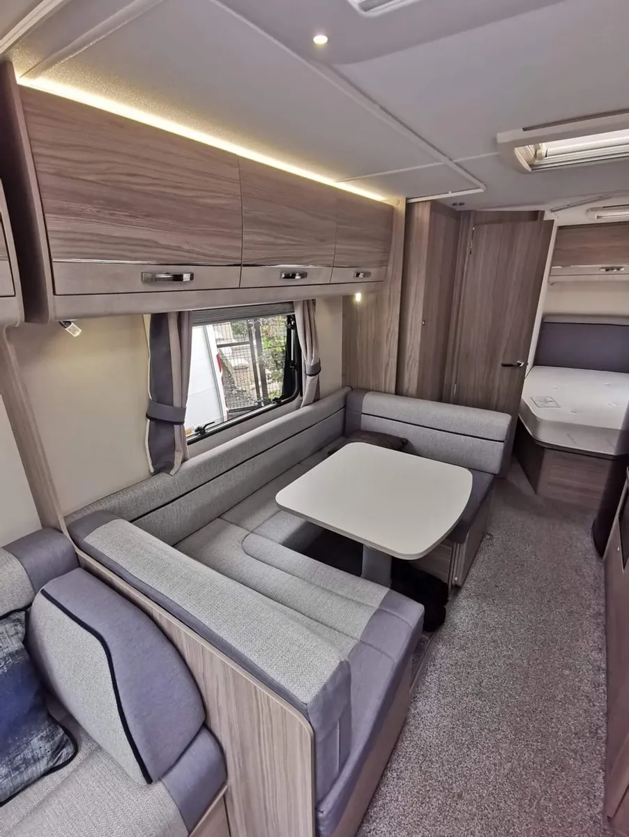 2021 Elddis Avante 840 Diamond Collection 6 Berth - Image 2
