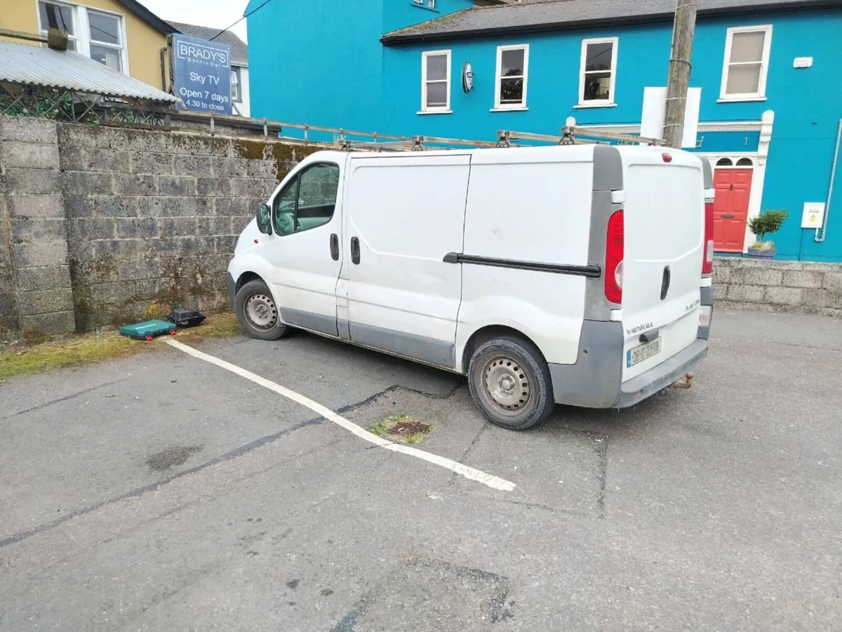 Vivaro - Image 3
