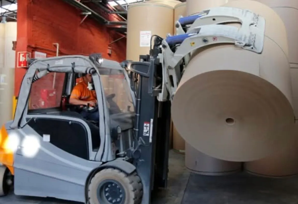 Cascade forklift grab - Image 3