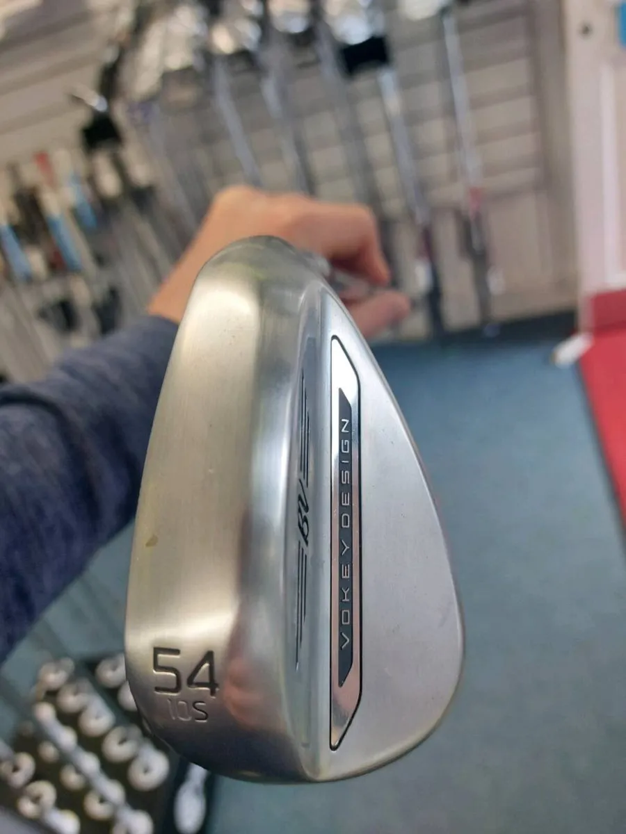 Titleist Vokey SM11 54 degree wedge - Image 2