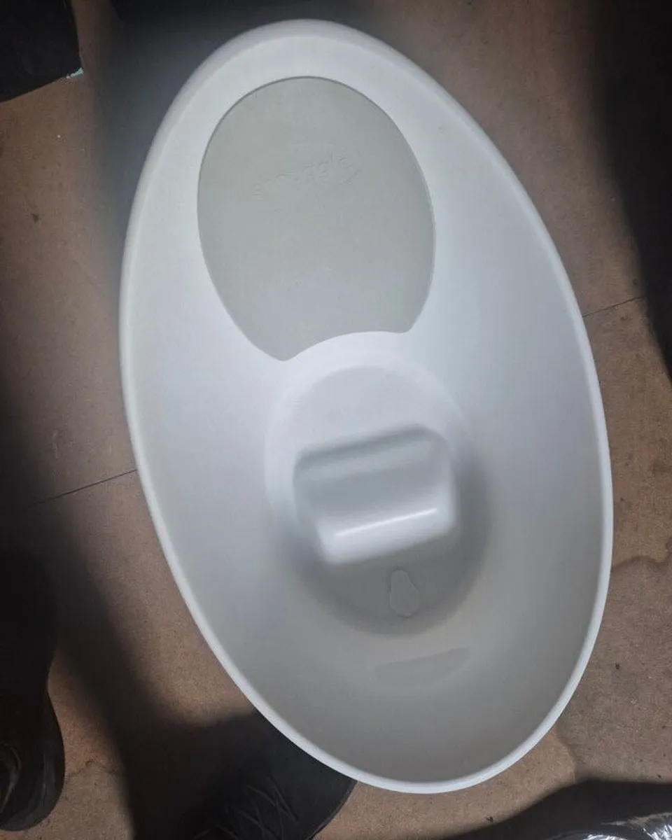 shnuggle baby bath - Image 1