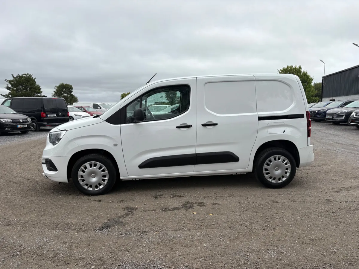 Vauxhall Combo - Image 1