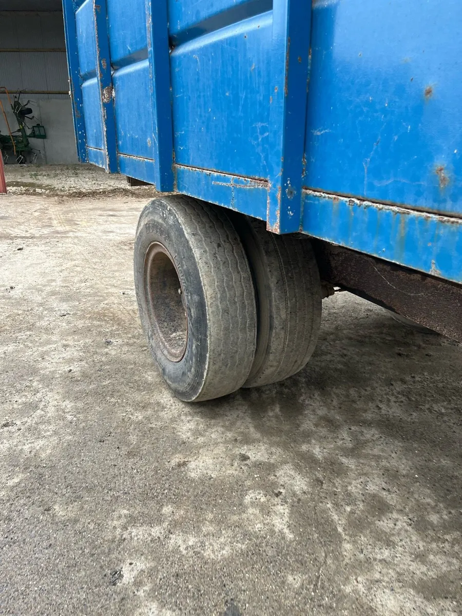 10 tonne single axel grain trailer - Image 1