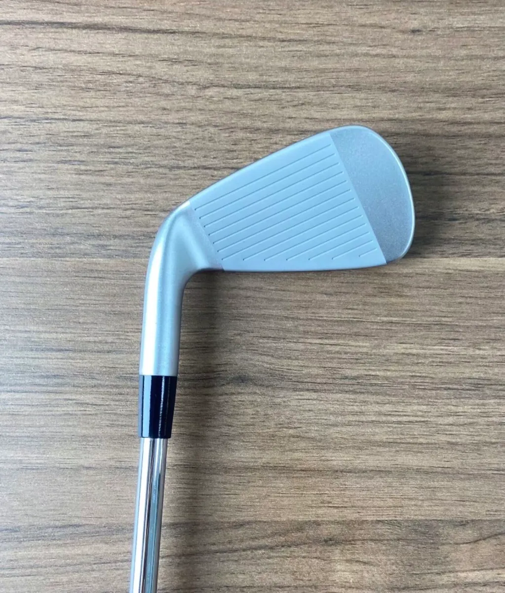 Taylormade 790s irons - Image 2