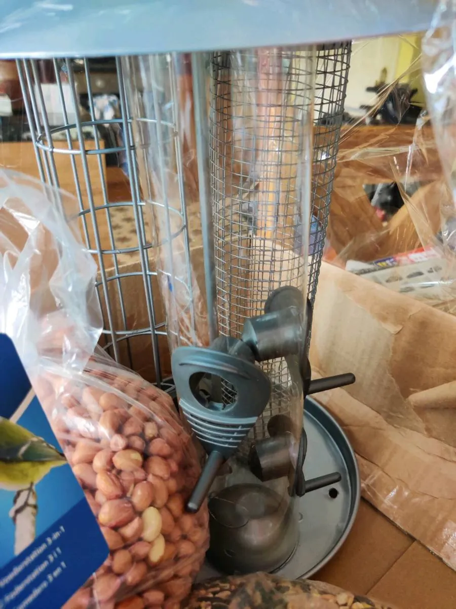 HUGE 3-IN-ONE BIRD FEEDER CAGE & LOTS Of Bird Food - Image 1