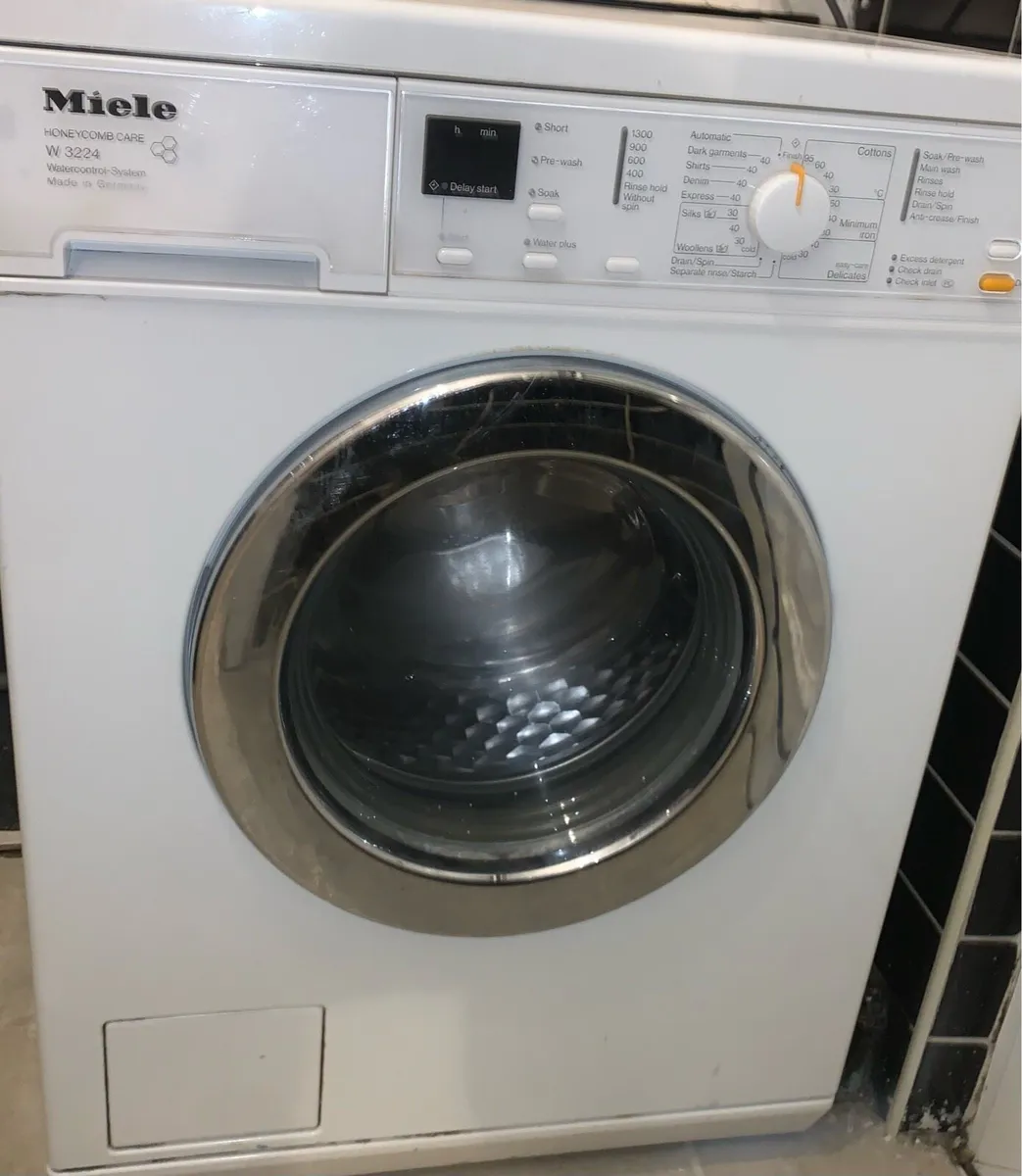 Miele Washing machine - Image 1