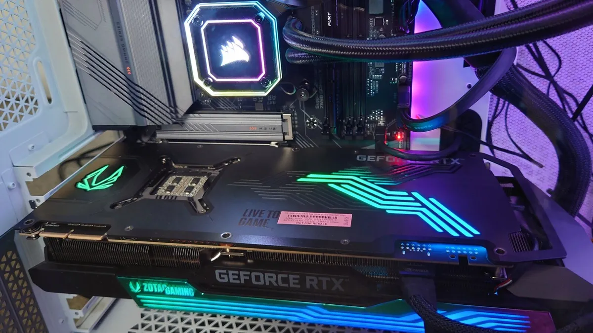 Nvidia GeForce RTX 3090 Ti - Image 1