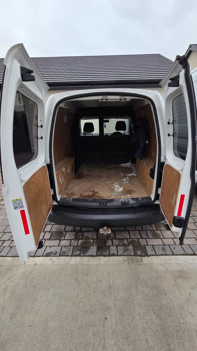 Volkswagen Caddy 2014 - Image 4