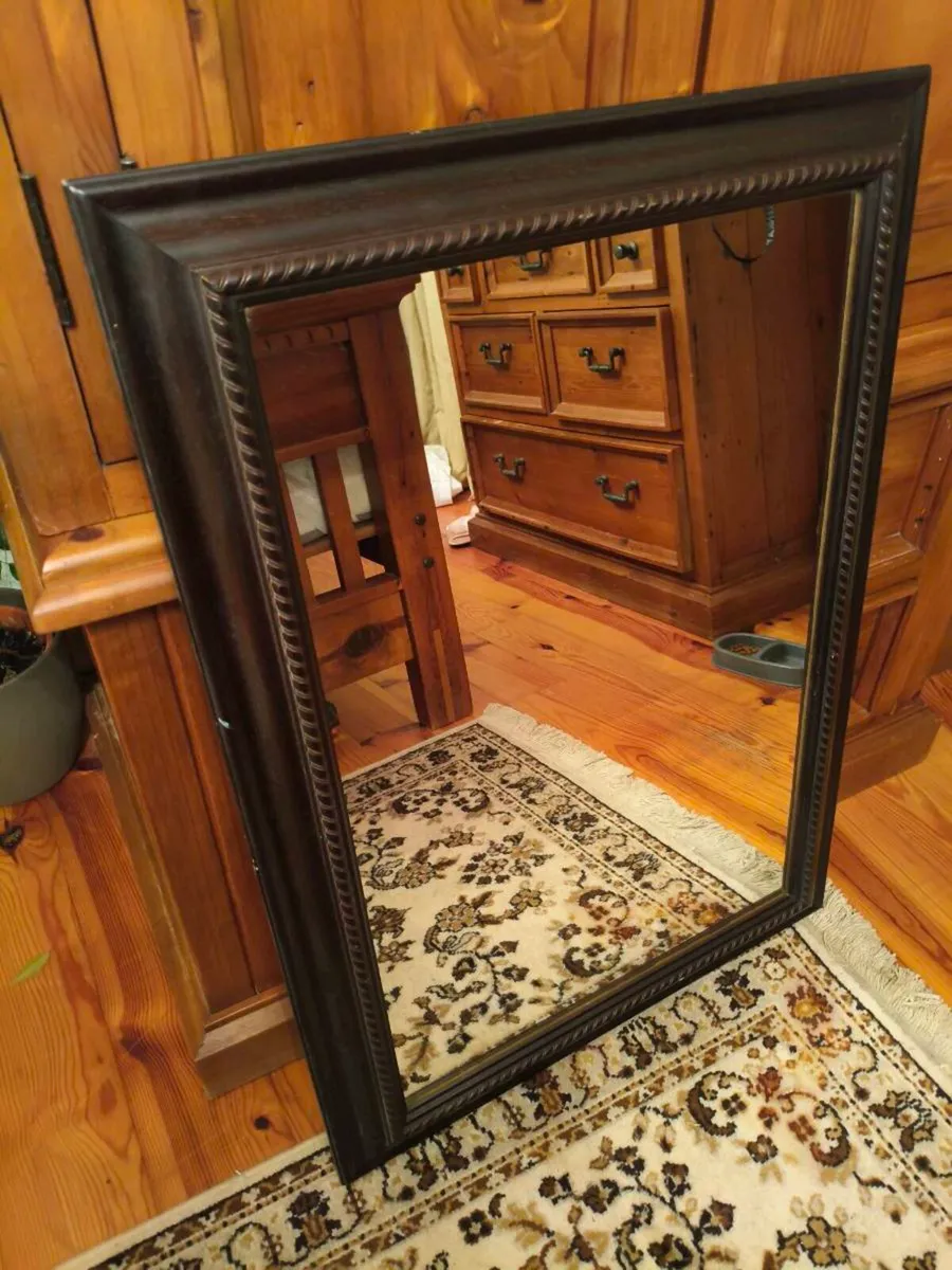 Beautiful dark oak mirror, good quality 25, Euro - Image 2