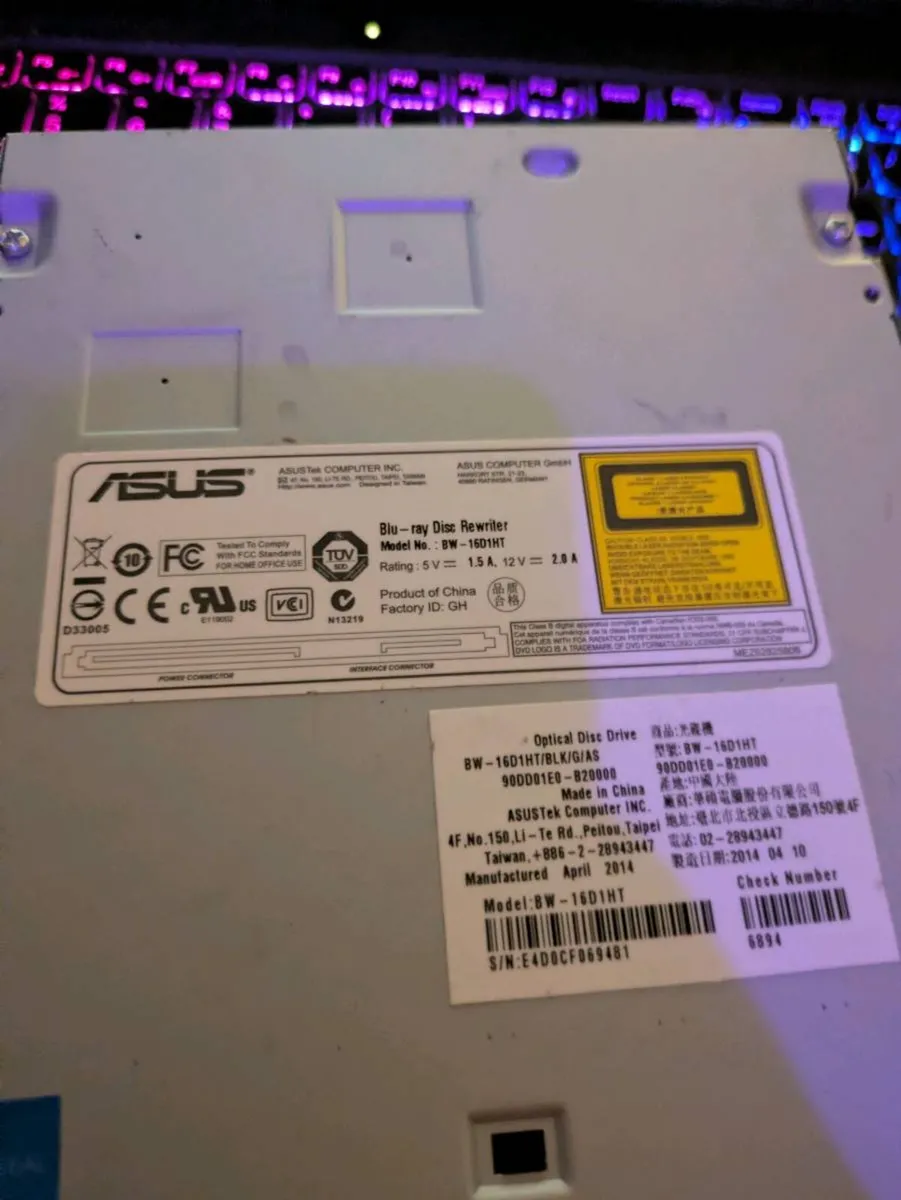 ASUS BW-16D1HT - Blu-ray disc rewriter - Image 2