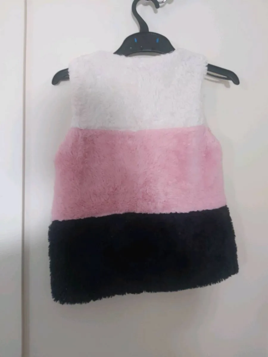 Fur body warmer - Image 2