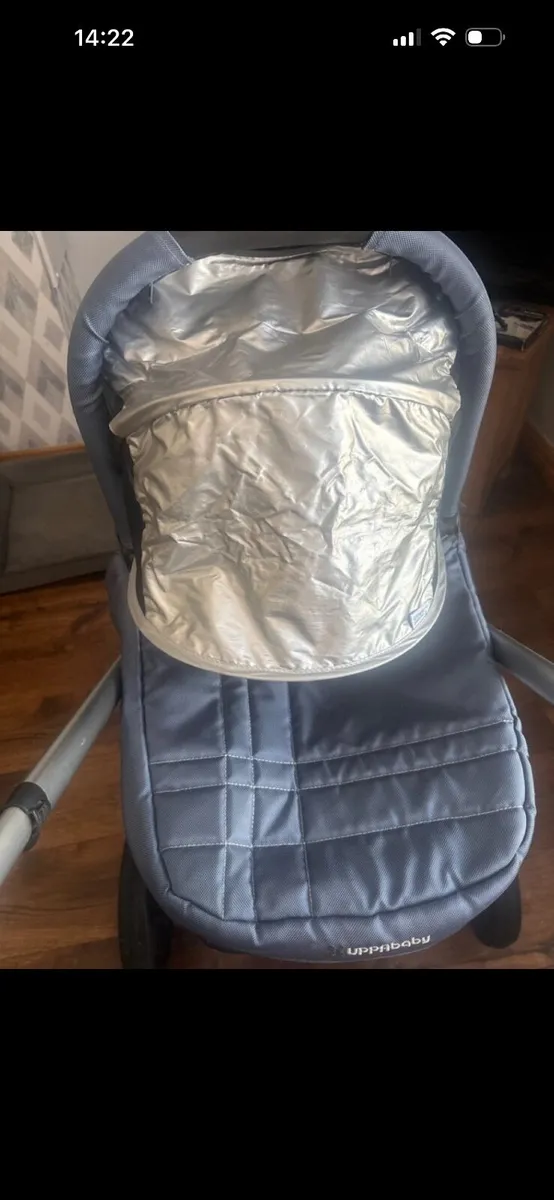 UPPAbaby Vista Pram & Pushchair – Carrycot & Seat - Image 4
