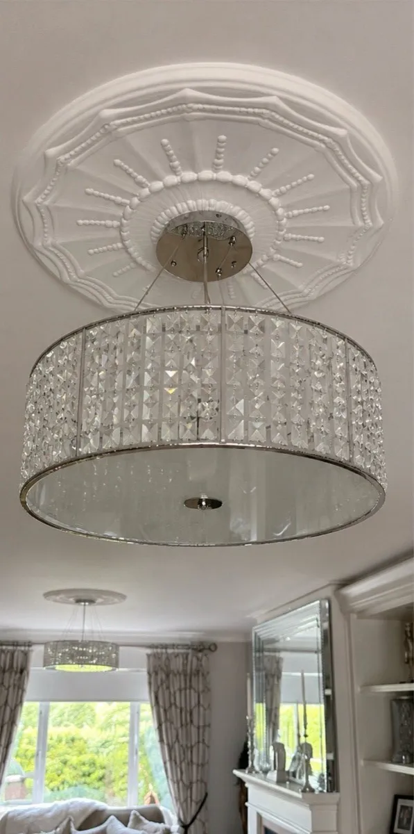 Glass crystals drum chandeliers €150 each - Image 2