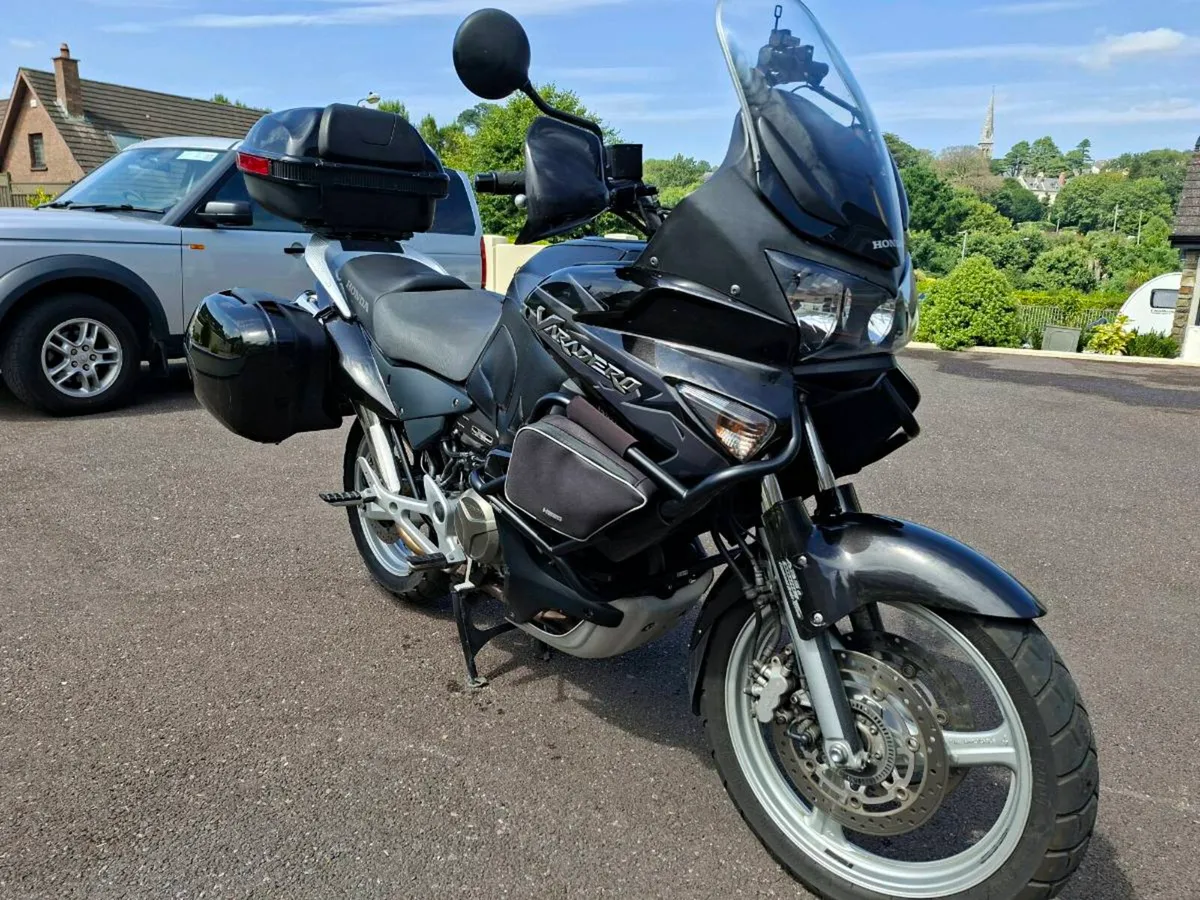 Motorbike - Image 3