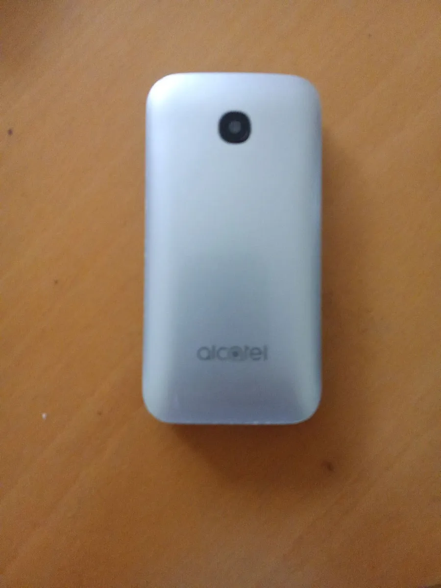Alcatel flip phone unlocked to all networks - Image 2