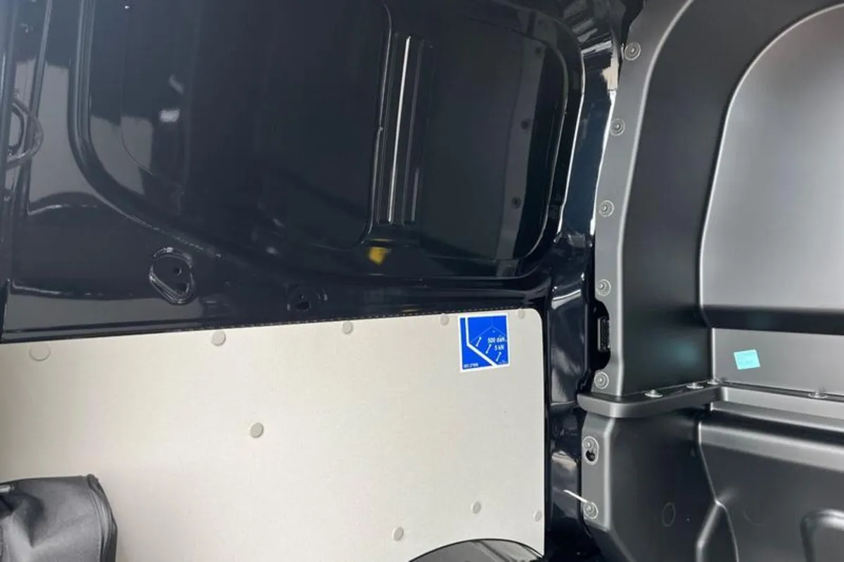 Ford Transit Custom LIMITED - Image 4