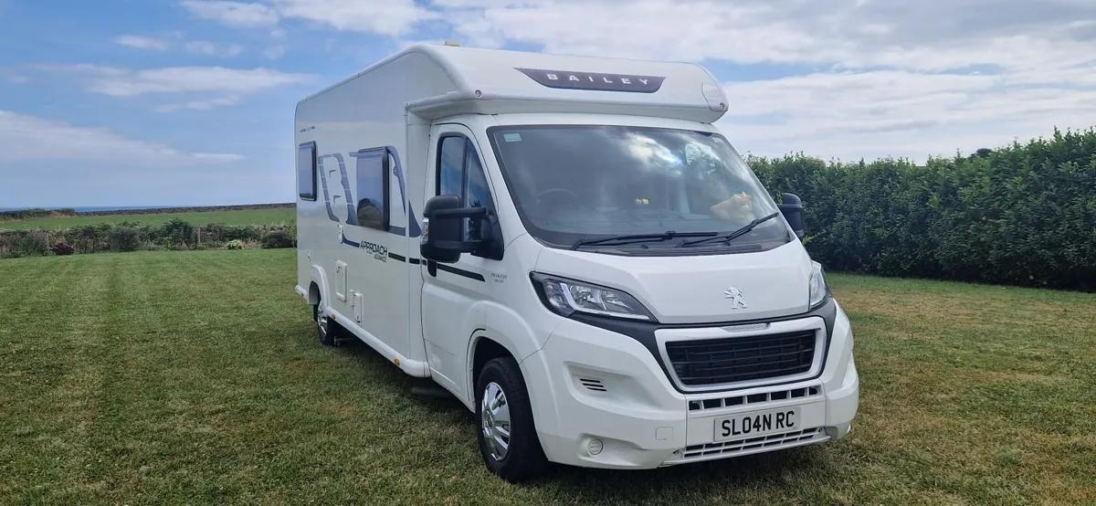 Motorhome - Image 1
