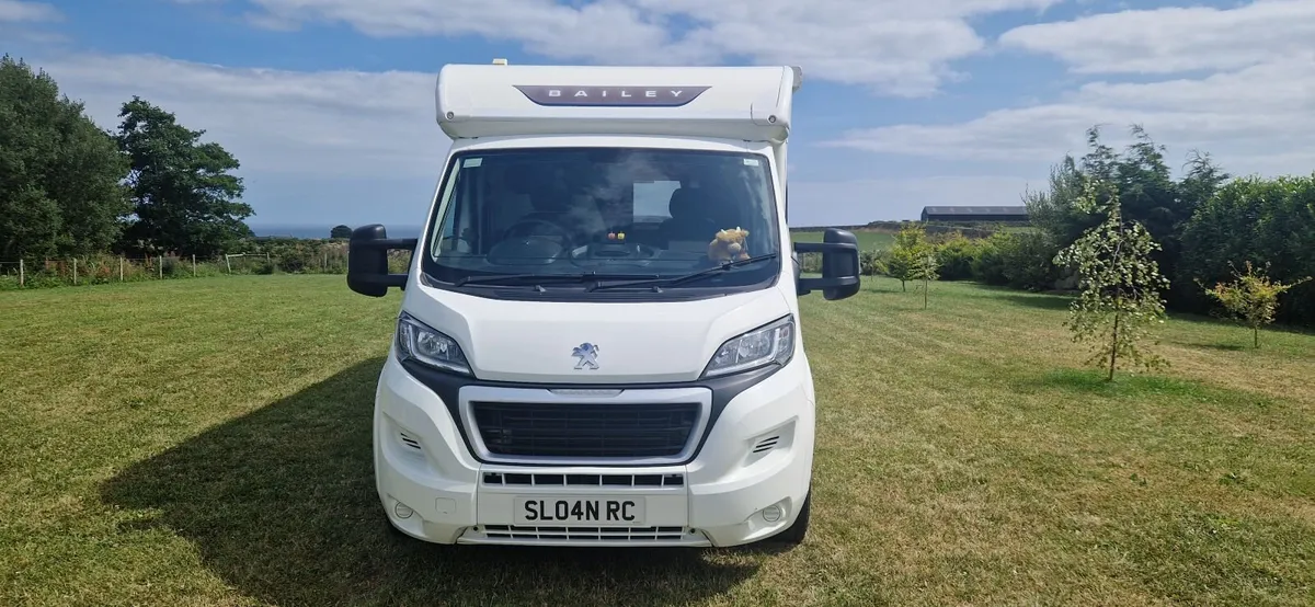 Motorhome - Image 2