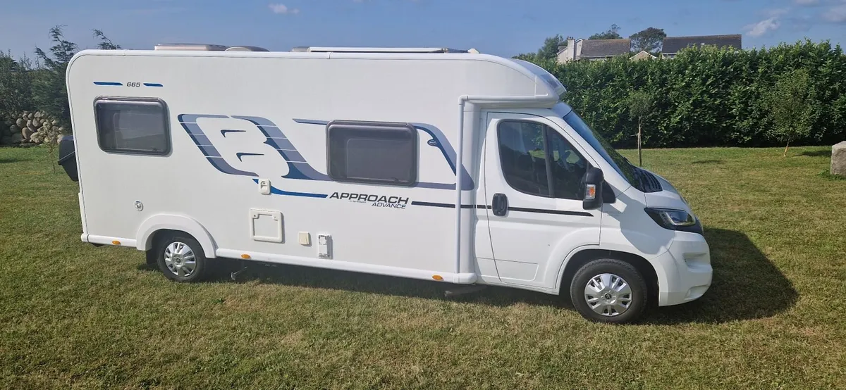 Motorhome - Image 3