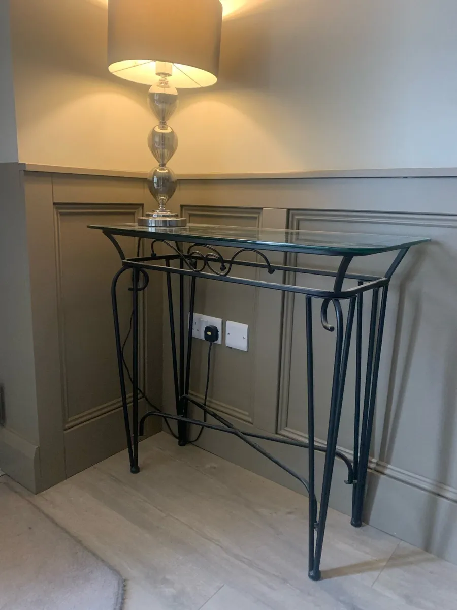 Console Table - Image 1