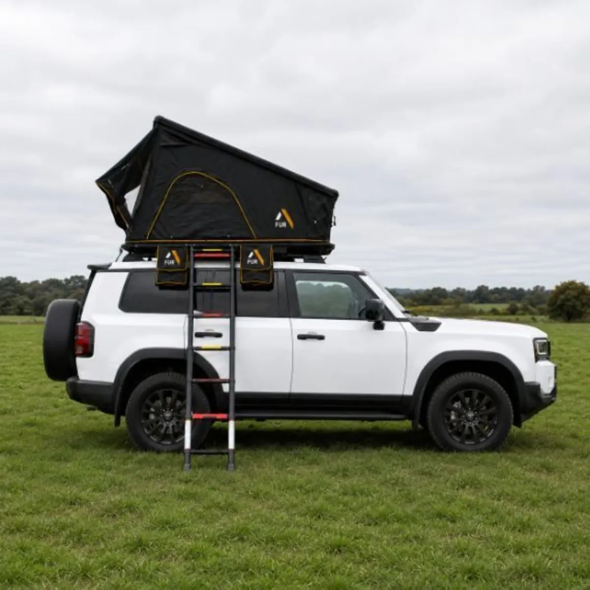🚙⛺ CarCamp DOLOMIA Hard Shell Roof Tents 4 Season - Image 1