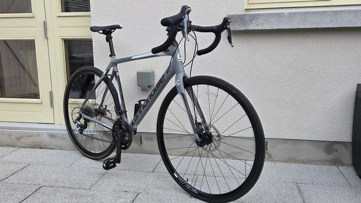 Cannondale Tiagra Synapse road bike - Image 3