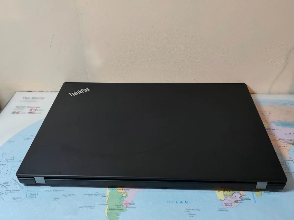 Lenovo ThinkPad T490 Intel i7 8th Gen | 16GB RAM | - Image 2
