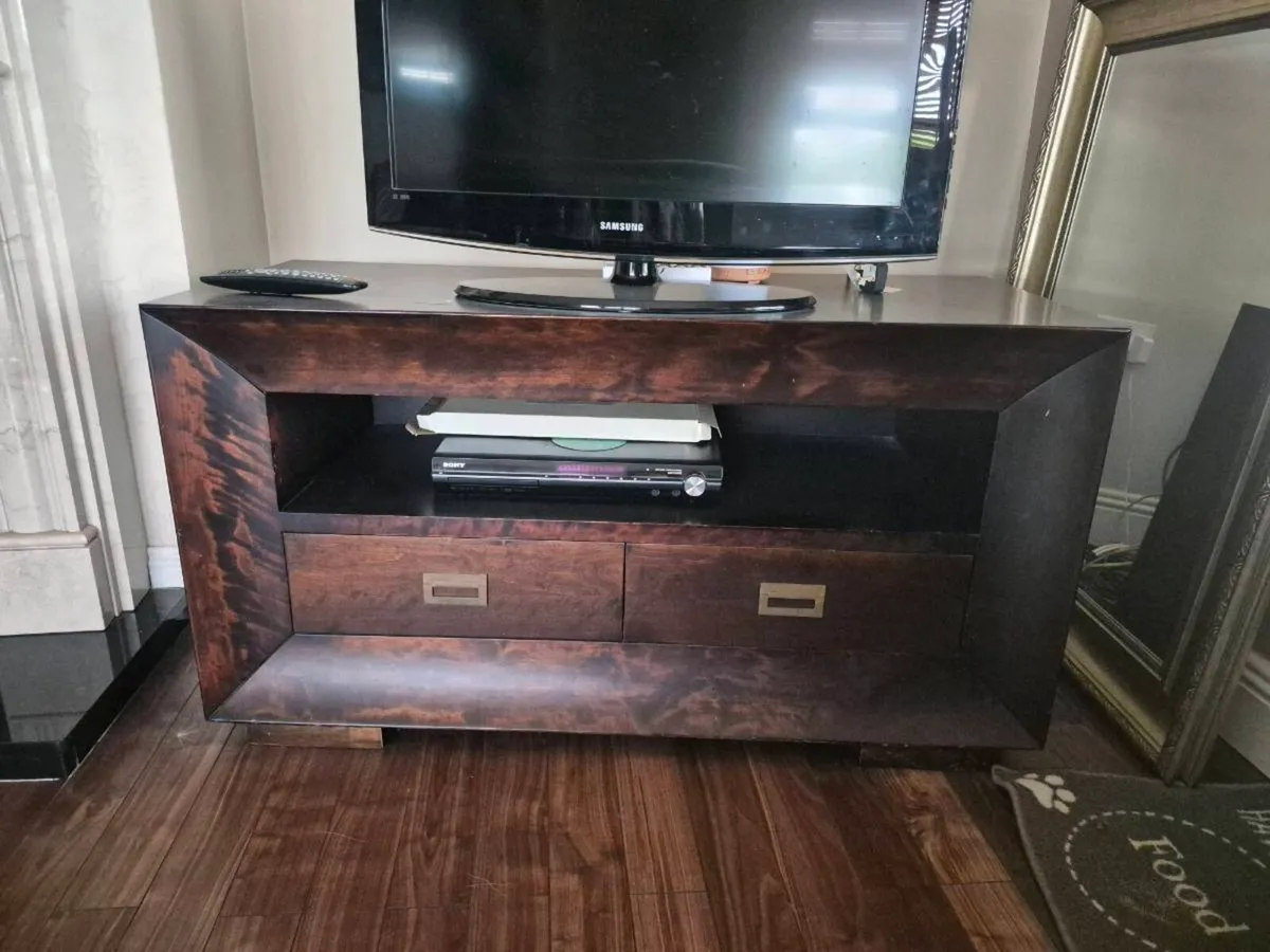 Tv room furniture - Image 1