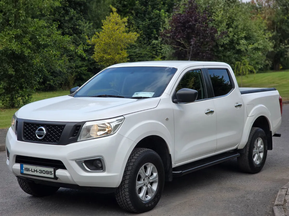 191 NISSAN NAVARA 4X4 LOW MILES - Image 3