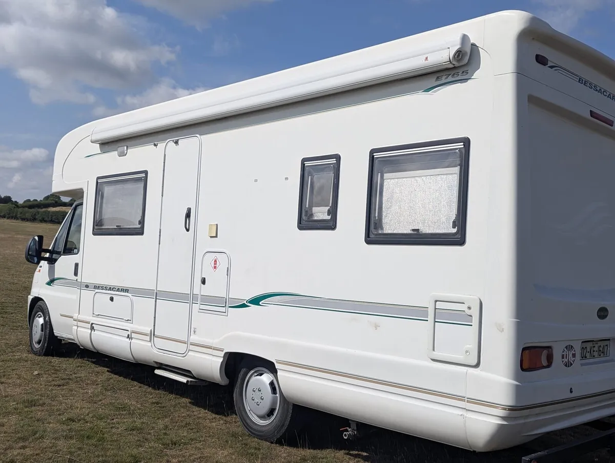 Fiat ducato  Bessacarr E765 6 berth - Image 4