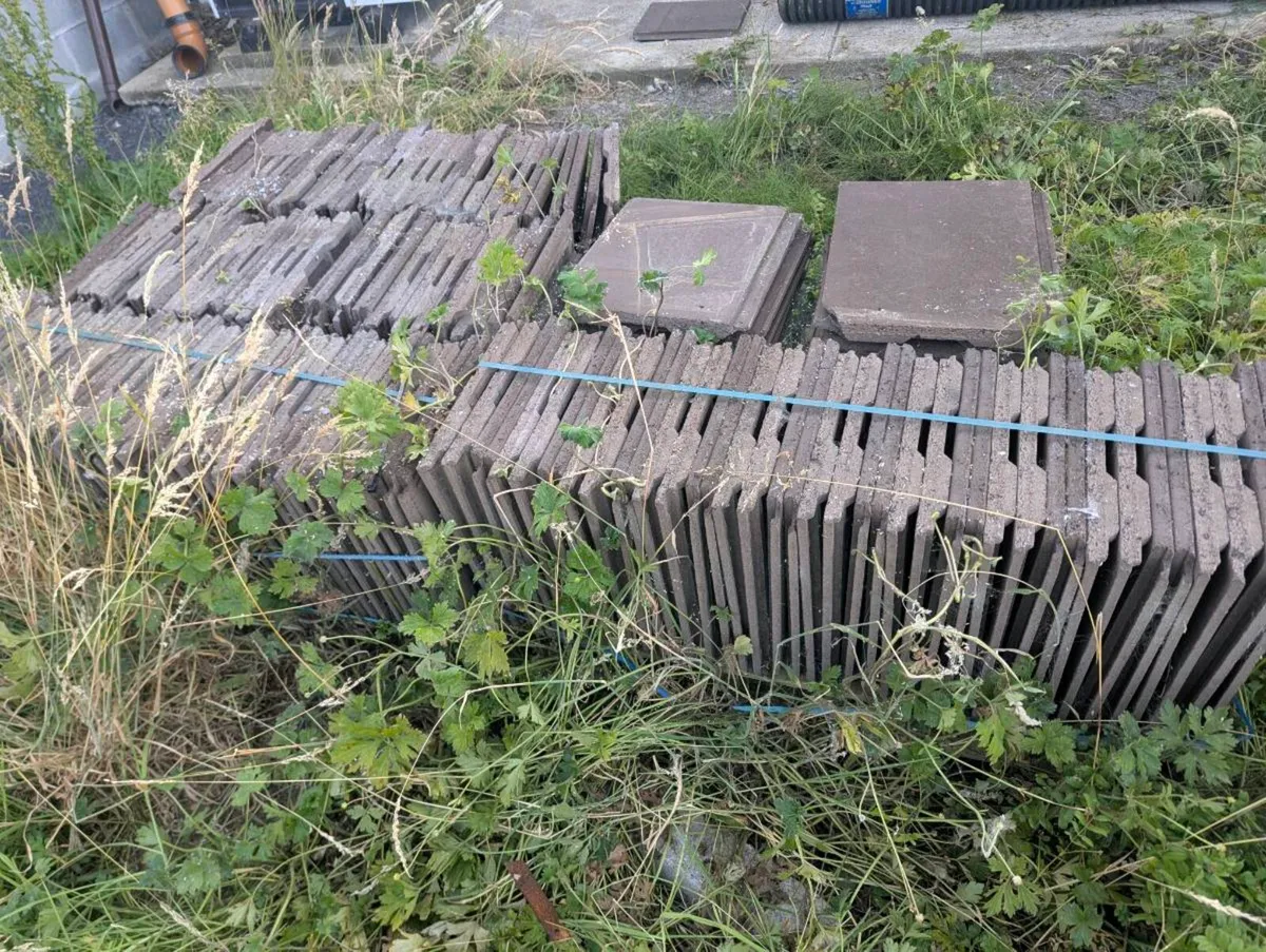 Roadstone roof tiles - Image 2