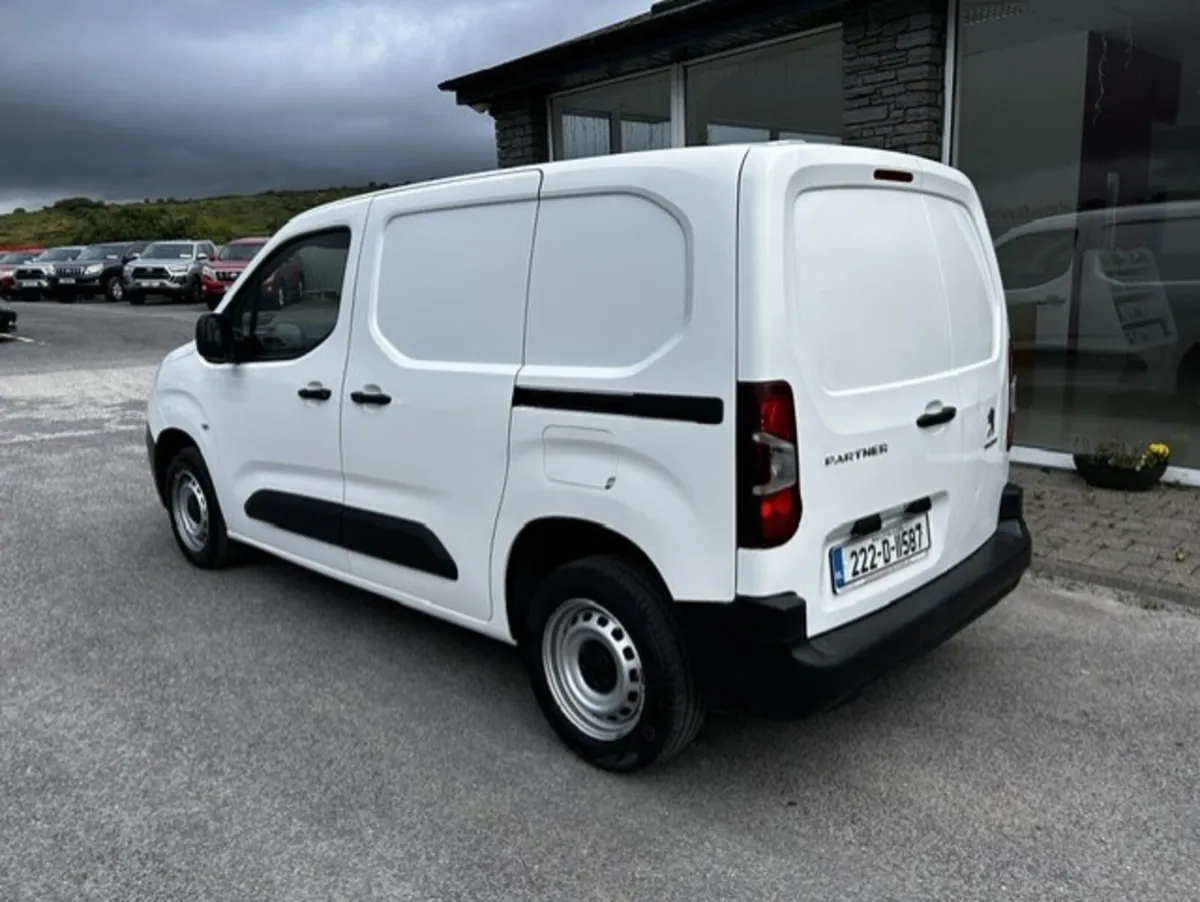 2022 Peugeot Partner ACTIVE PLUS 1.5 BLUE HDI - Image 3