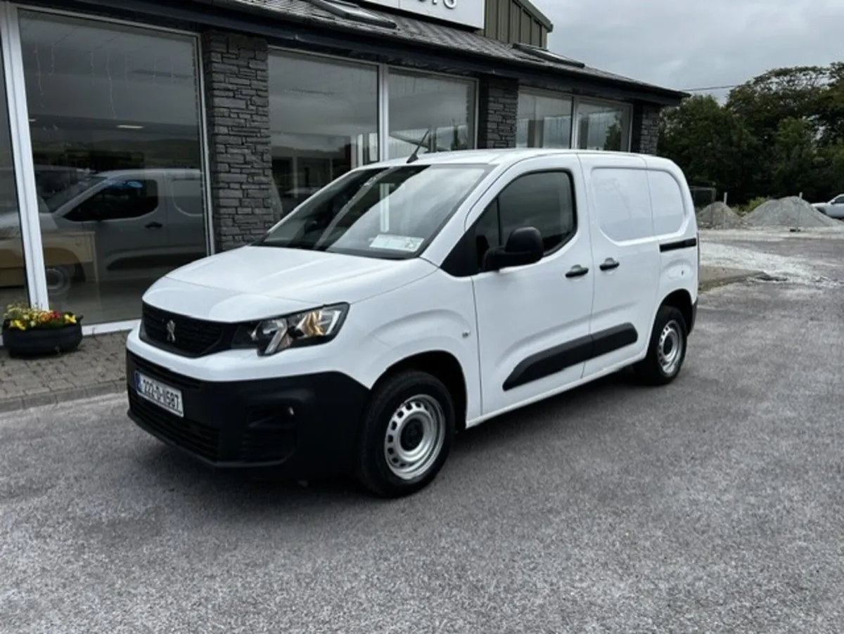 2022 Peugeot Partner ACTIVE PLUS 1.5 BLUE HDI - Image 2
