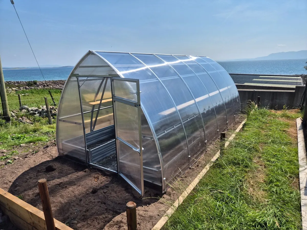 Greenhouse SUNGROW - Image 1