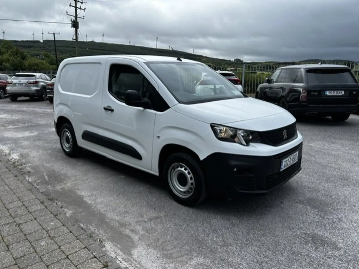 2022 Peugeot Partner ACTIVE PLUS 1.5 BLUE HDI - Image 1