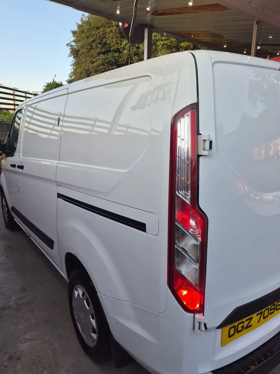 Ford Transit Custom 2020 Trend - Image 3