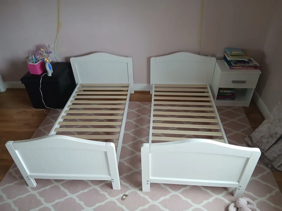 Nested Sorrento Cot Bed-White - Image 1