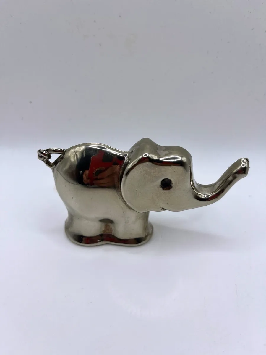 1960s elephant figurine - Image 1