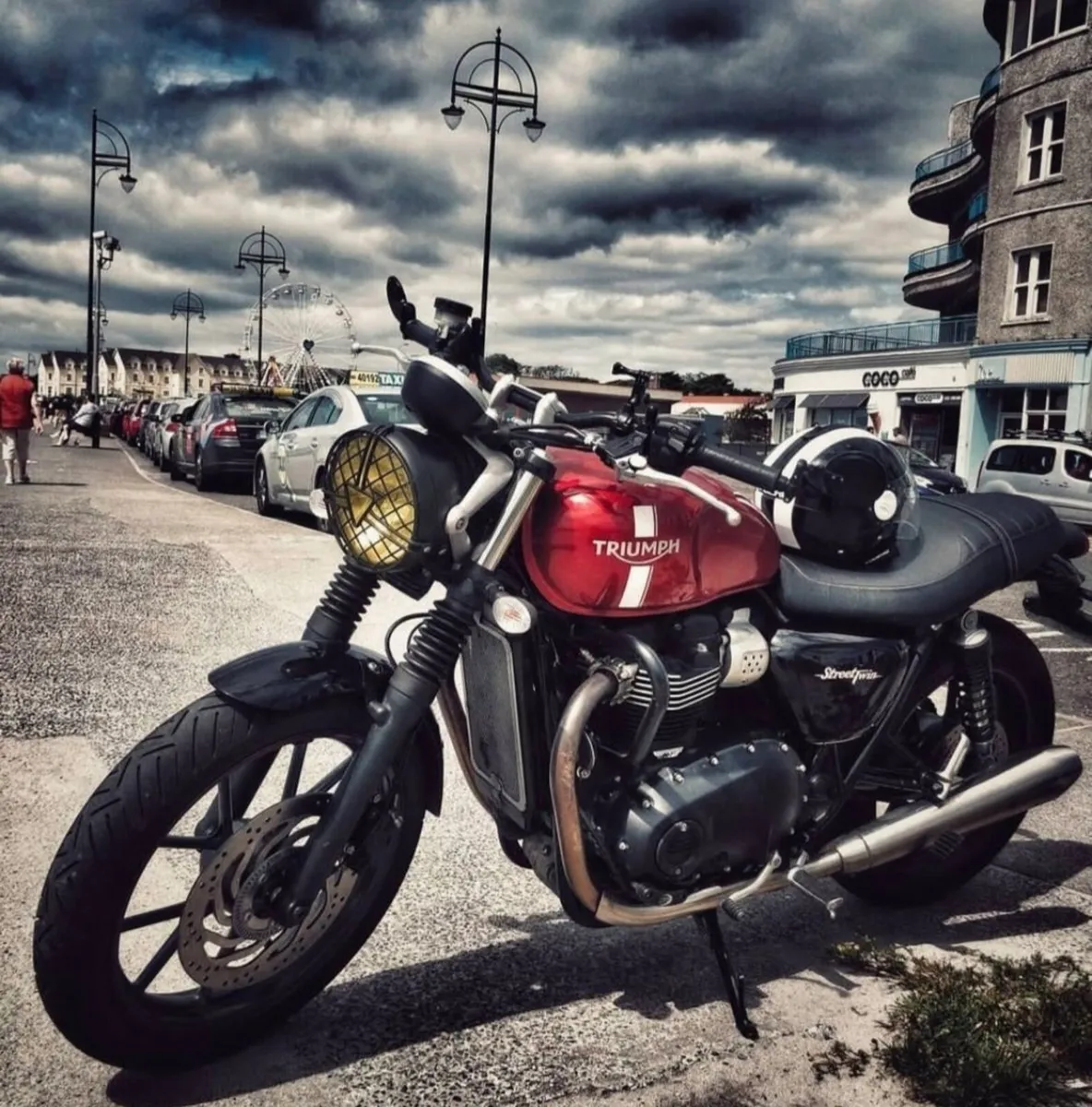 Triumph Street Twin - Image 1