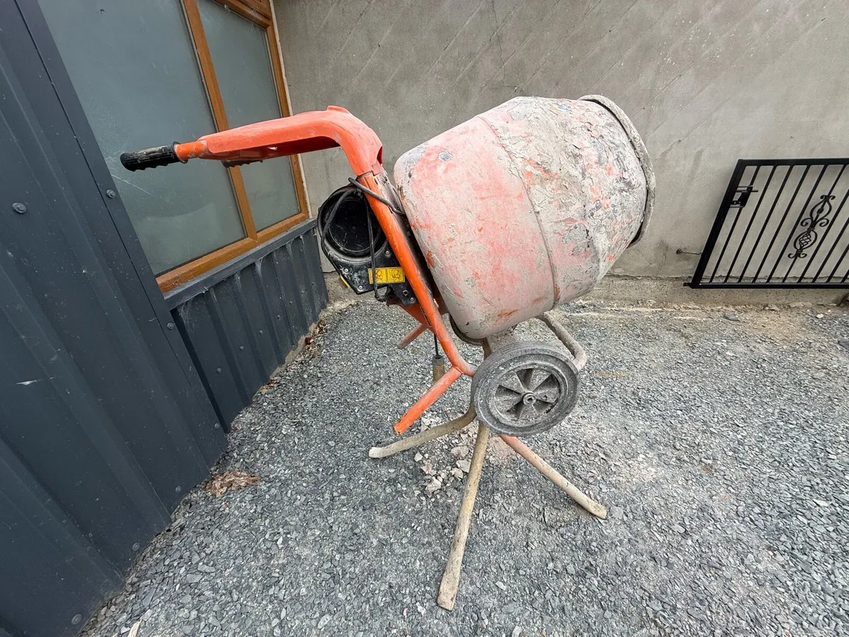 ** BELLE 110V ELECTRIC CEMENT MIXER & STAND ** - Image 2