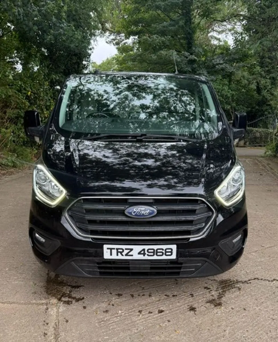 Ford Transit Custom 2022 - Image 2