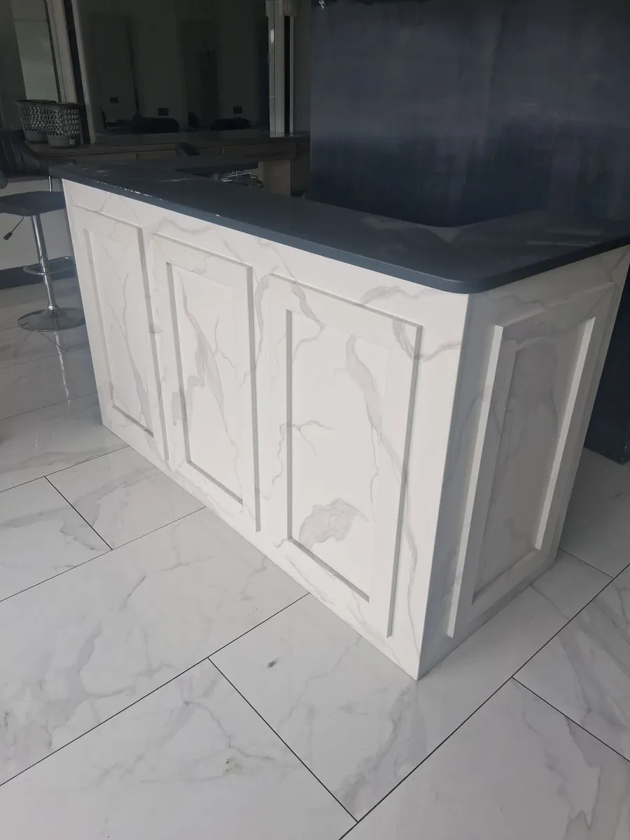 Reception Desk - Image 1