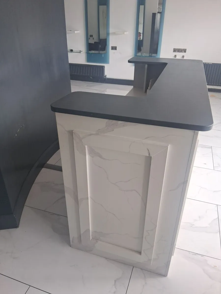 Reception Desk - Image 3