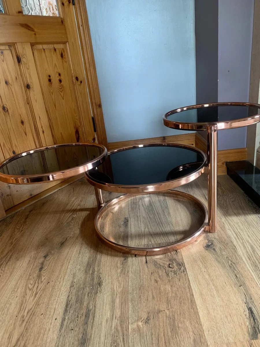 Glass coffee table with 3 tabletops black copper - Image 1
