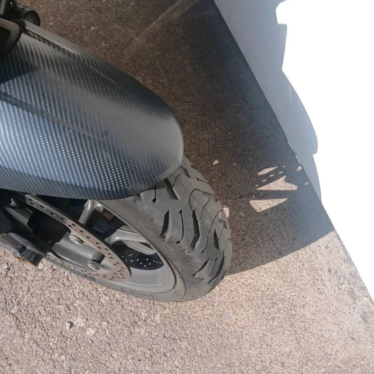 Motorcycle - Image 4
