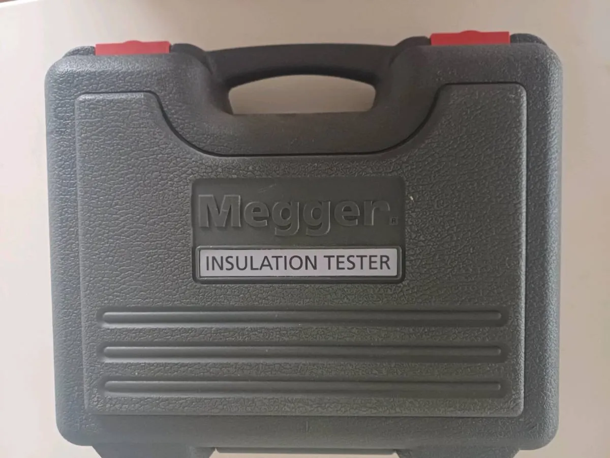 Megger insulation tester - Image 2
