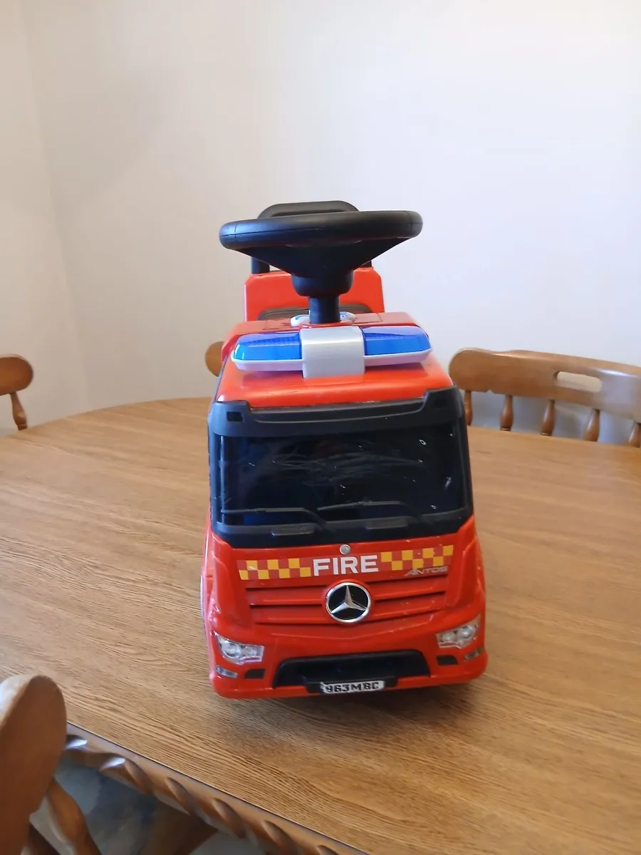 Kids stuff bundle - Image 1