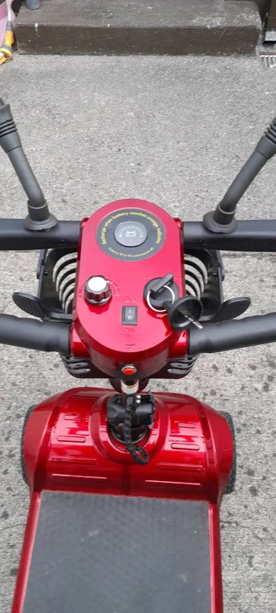 Mobility scooter (mint) - Image 3